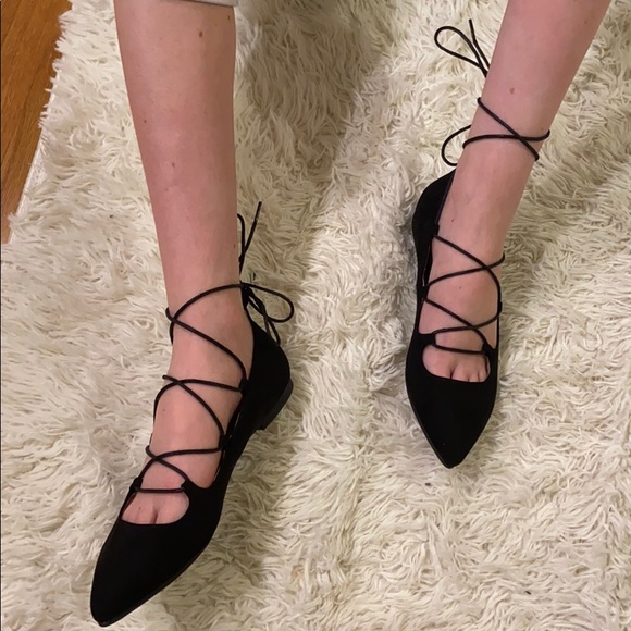 Chinese Laundry Black Lace Up Pointy Flats Size 7 - Picture 3 of 8
